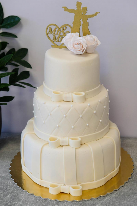 Menyasszonyi torta 16